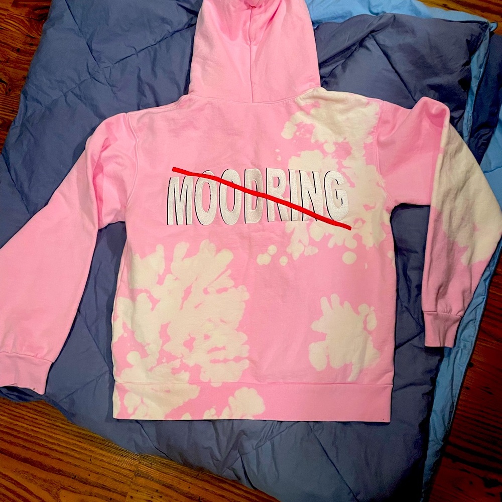 Selling Size Medium sweat pants and Top MoodRing wear Brand New bright pink camo